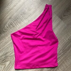 Live in the moment top